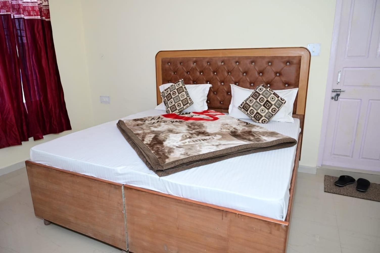 Krishna B&B Near Mall Road Shimla Exteriör bild